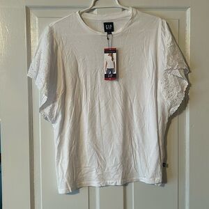 Women’s XL GAP Fashion Tee